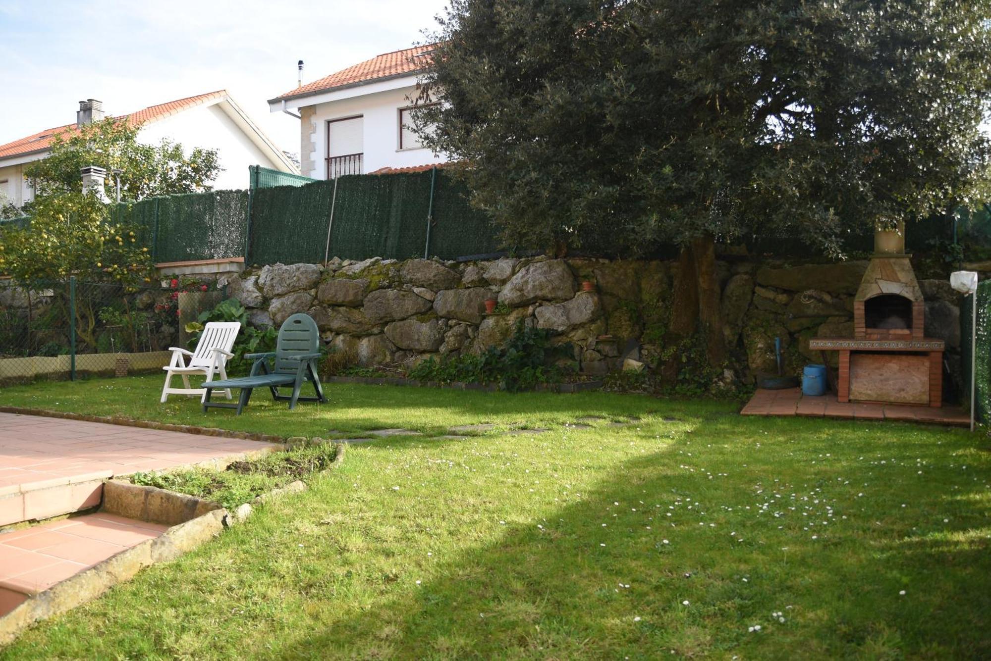 Chalet En Urbanizacion Con Piscina Argonos Luaran gambar