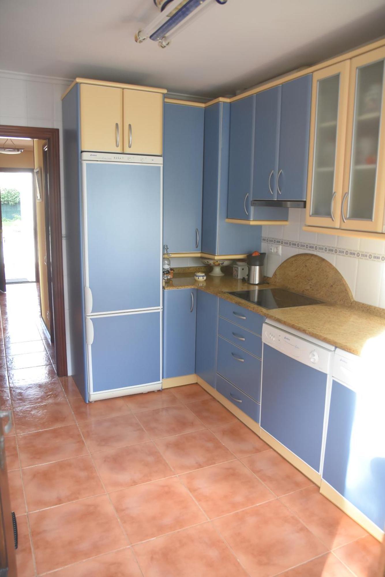 Chalet En Urbanizacion Con Piscina Argonos Luaran gambar